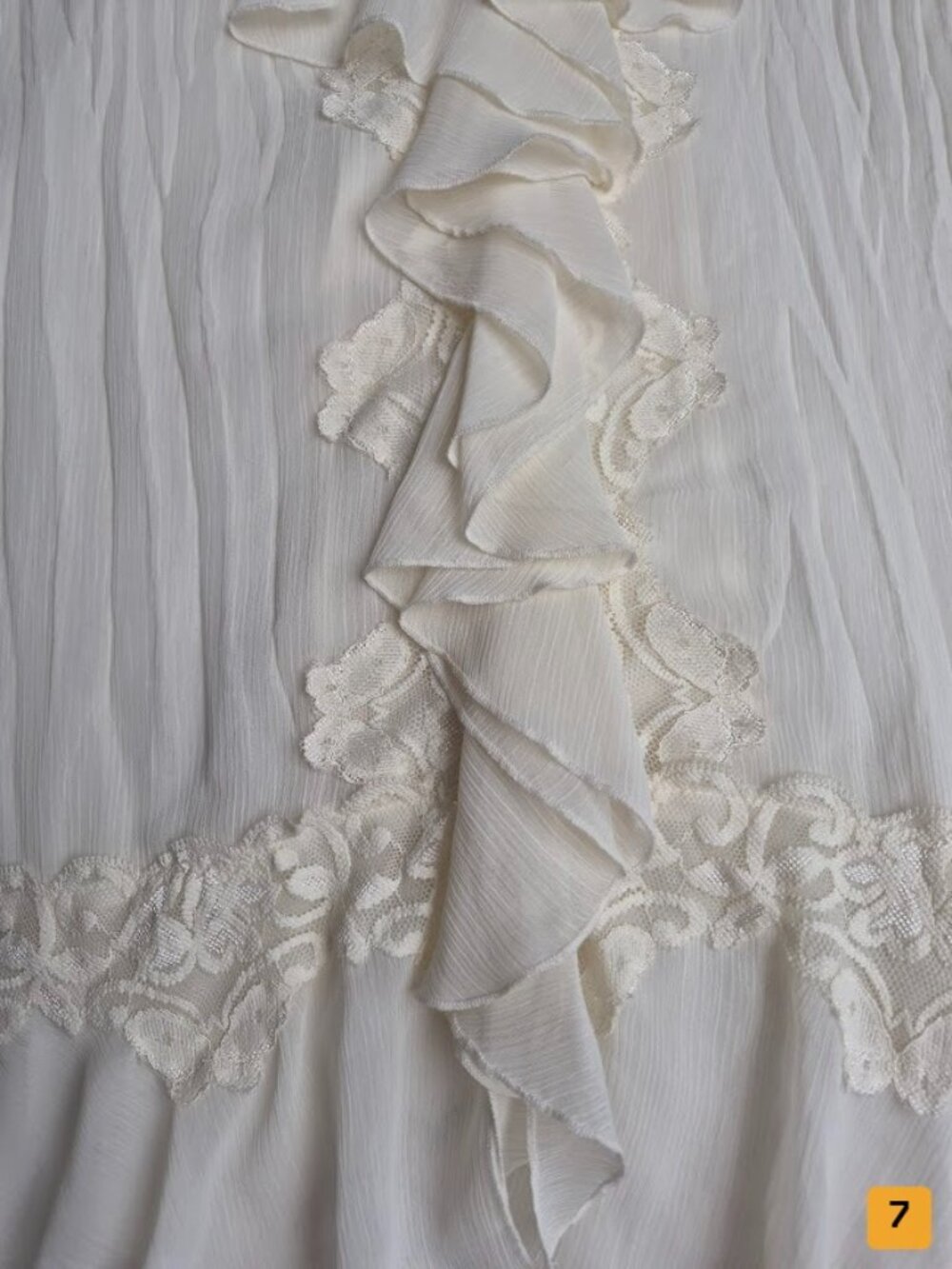 Pinko Ruffled Blouse cream - Picture 2 of 7